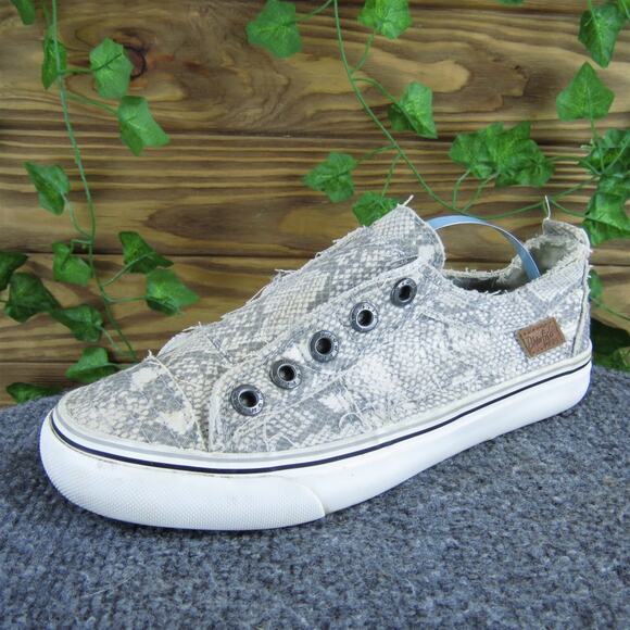 Blowfish Women Play Laceless Sneaker Gray‎ Fabric Sz 6.5 Medium Gently Used 2025 - Picture 1 of 6